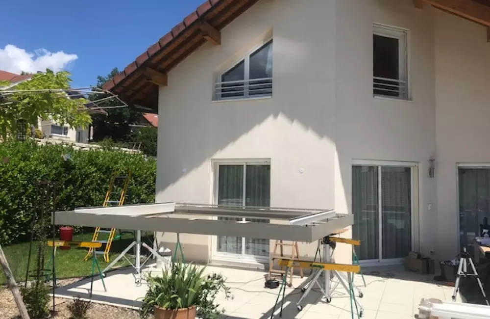 levage de la toiture avec chariot élévateur spécial pergola