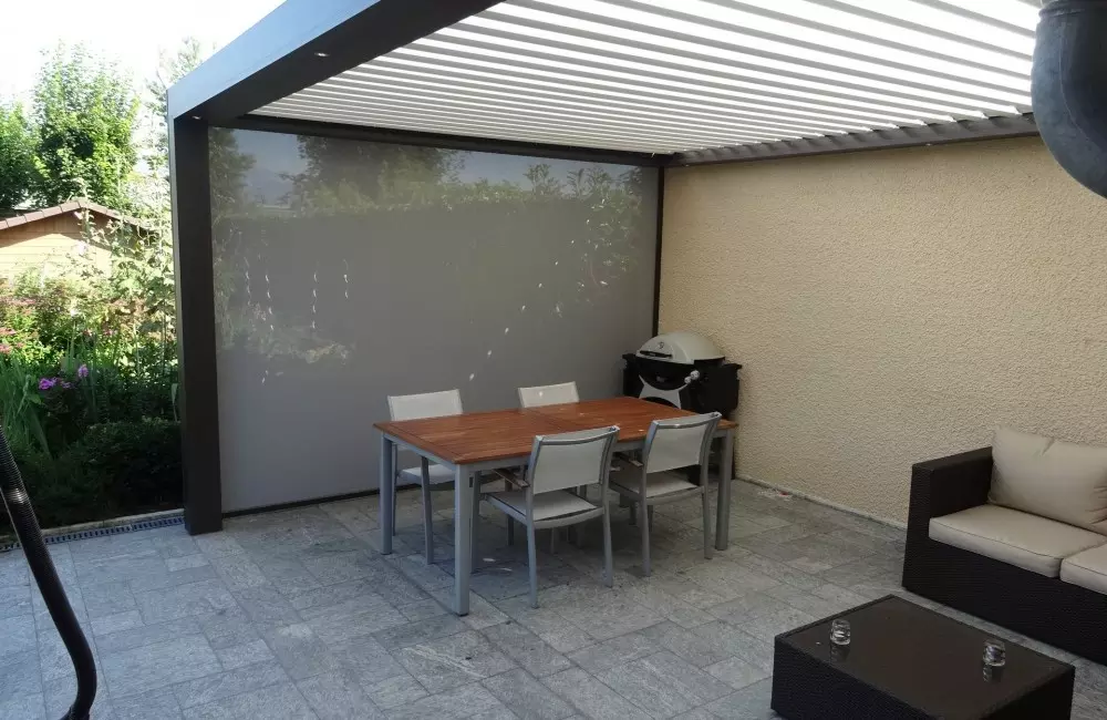 système ZIP pour que la toile reste tendue